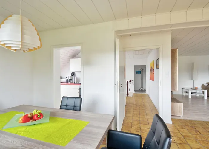 Waldvogt By Interhome